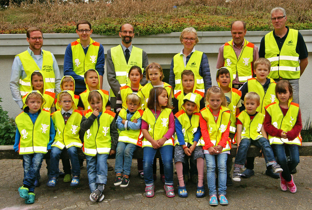 Sicherheitswesten-Übergabe in Ibbenbüren